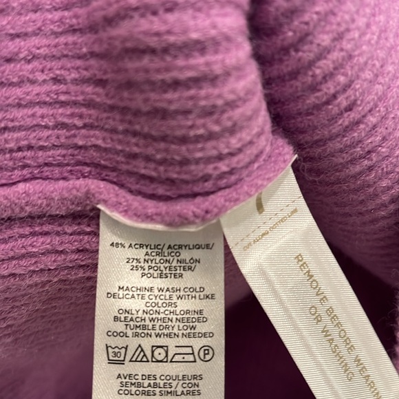 Ann Taylor Purple / Lavender chunky Crew Neck Sweater w wide cuff sleeve s M - Picture 3 of 4